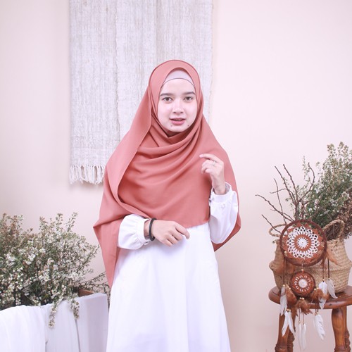 Pashmina Diamond Premium 180 X 75 Bahan Diamond Crepe-Milo