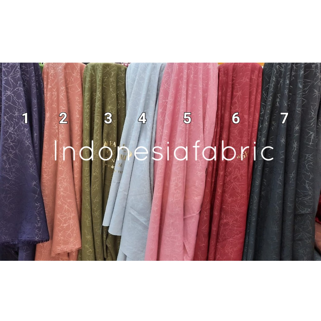 Kain Wolfis embos motif Branch