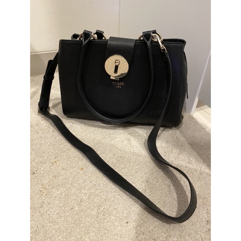 Tas Wanita Guess Original ada tali panjang Asli Murah Bagus