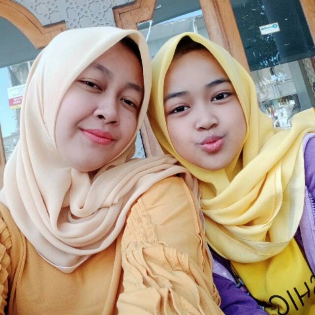 adeliaputriandriyani