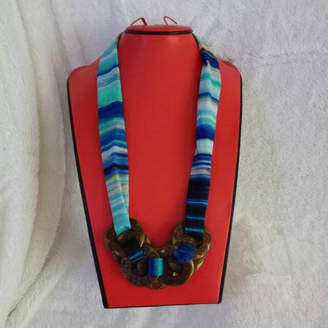 Kalung Kain Motif Lionting Ring ATG