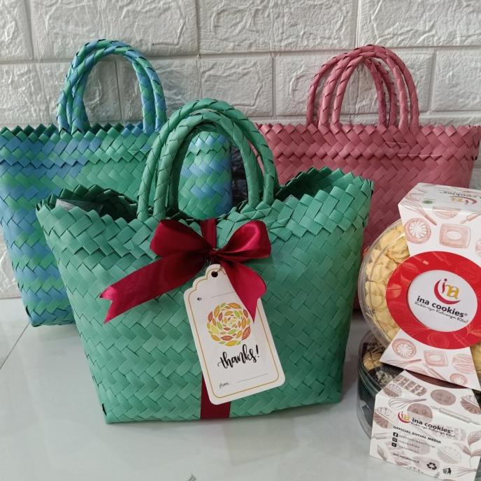 

Hampers Lebaran/Imlek/Natal Ina Cookies