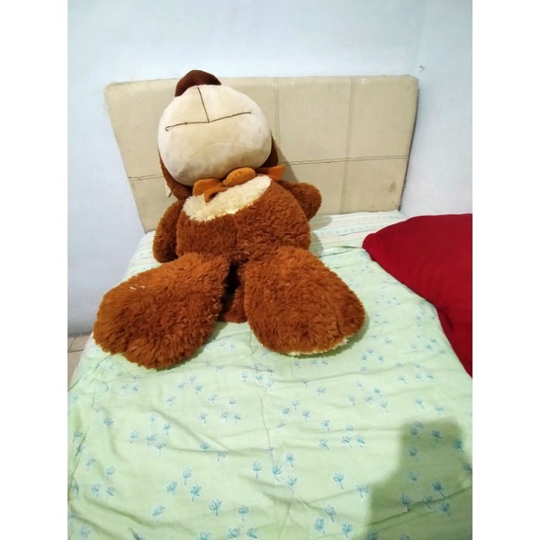 Boneka monyet ukuran besar
