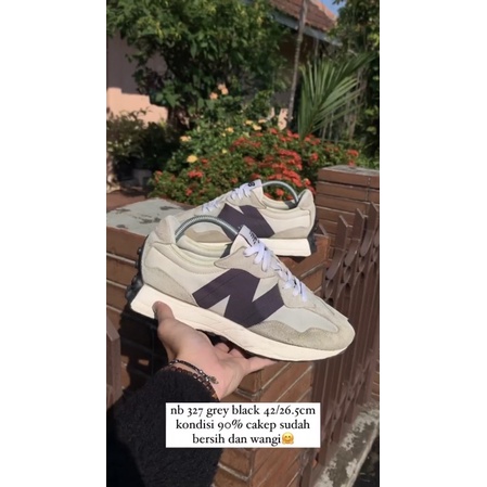 nb 327 white black 42/26.5