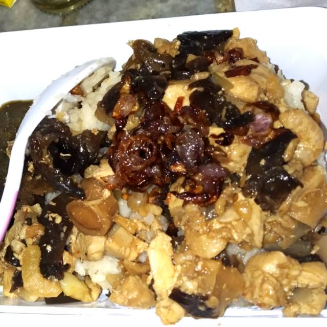 

Nasi ayam jamur halal!! Pre order