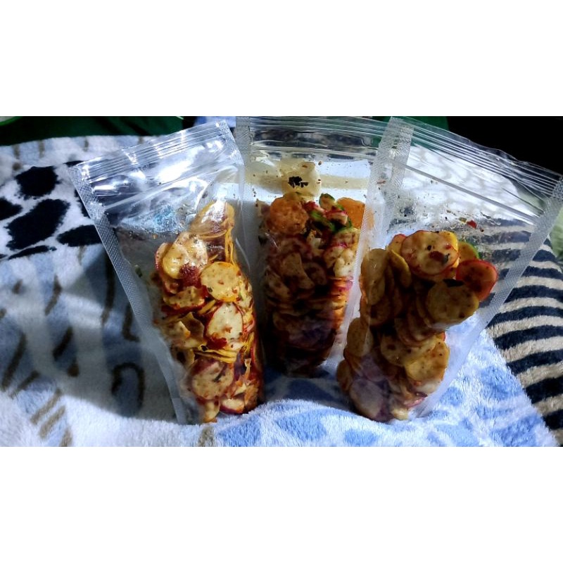

kerupuk seblak. paket 1: isi 3 pouch