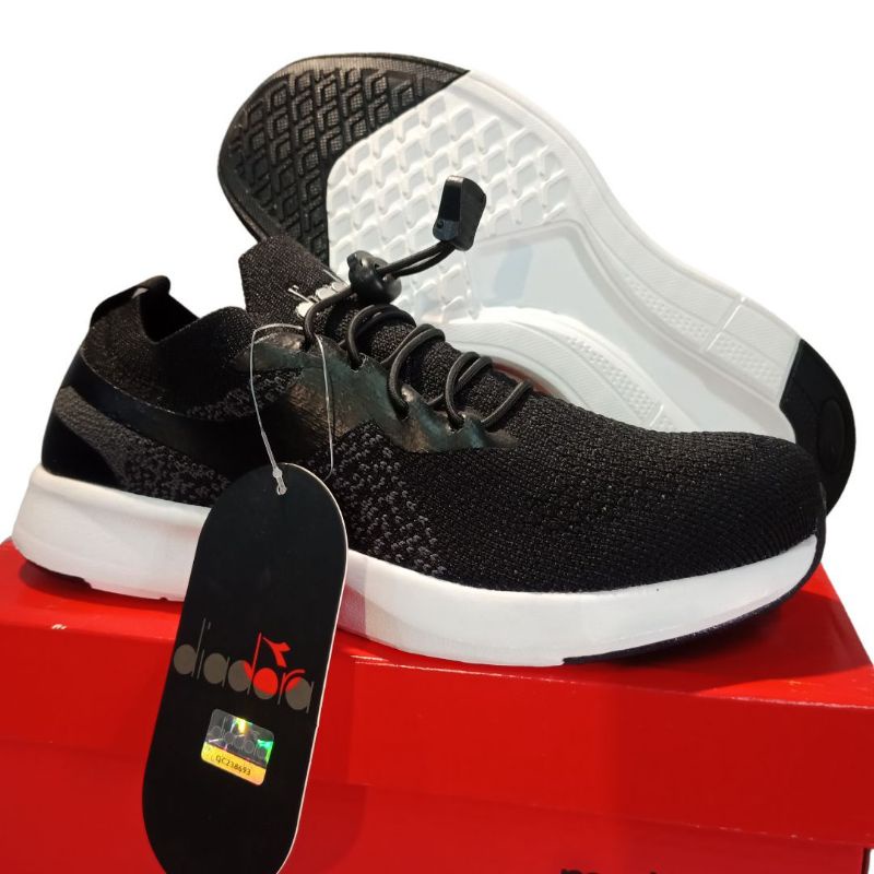 SEPATU DIADORA ZELLO JR SIZE 35