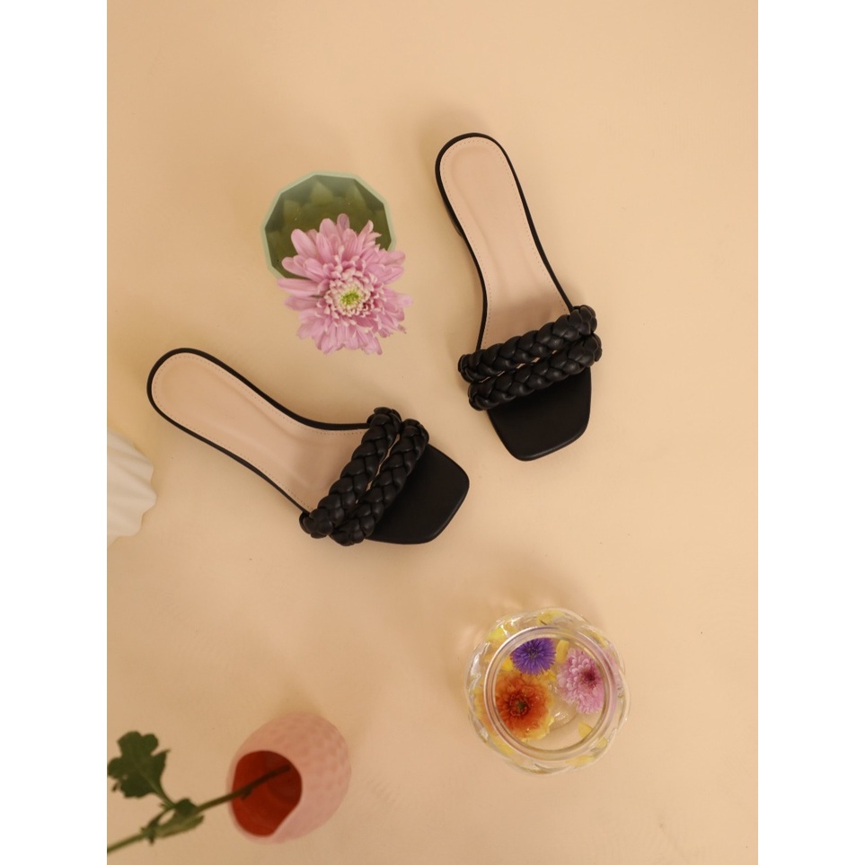 Radwah - Braid Leather Sandal - Sandal Wanita