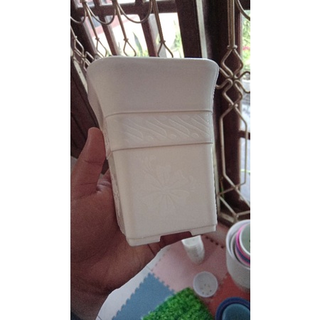 Pot Bunga / Pot Bunga Murah / Pot / Pot Bunga Putih / Pot Bunga Hias / POT BUNGA KECIL PUTIH 8CM