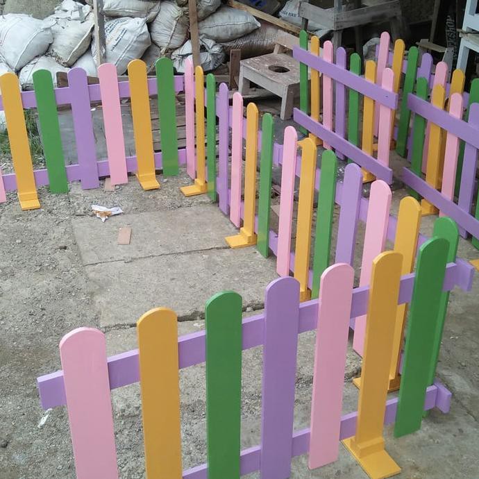 

pagar pembatas bisa dipindah