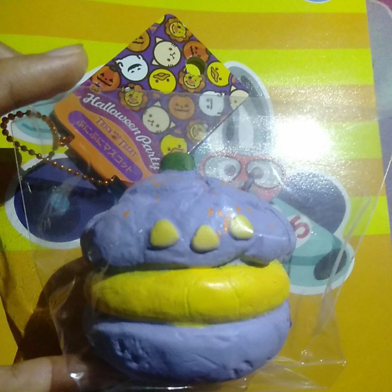 squishy Sammy the pattsier cream puff Halloween