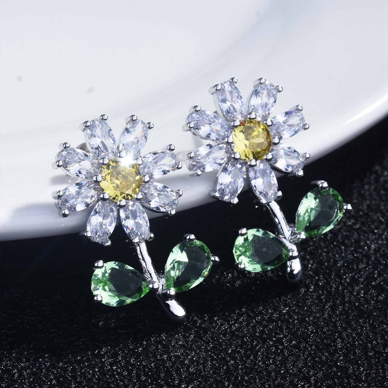 Anting Stud Desain Bunga Aster Krisan Kecil Bahan Karbon Berlian Untuk Perhiasan