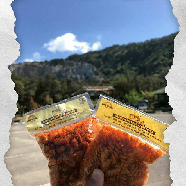 

Makaroni kriwil dan bantet