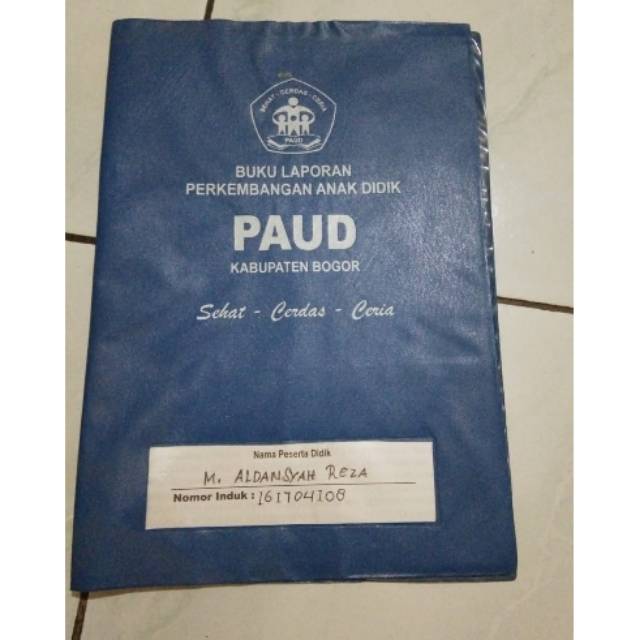 

Sampul Raport plastik A5 (Buku tertutup)