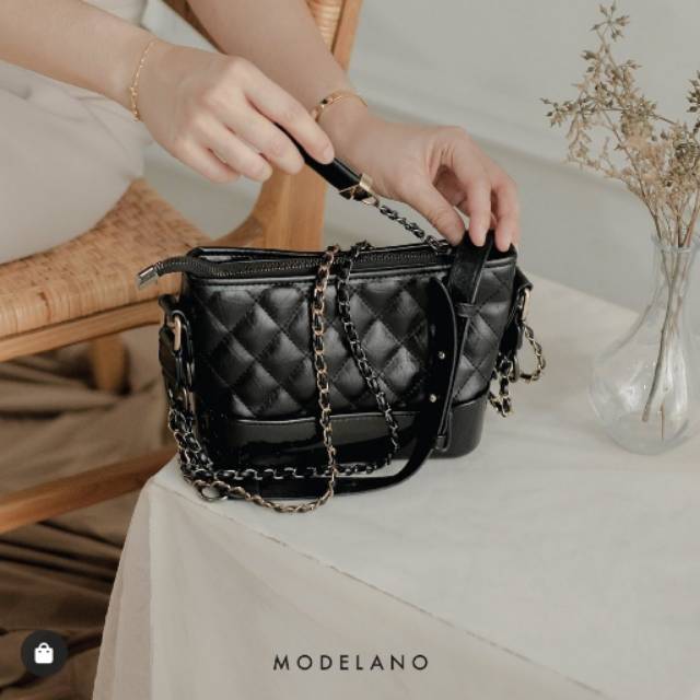 Preloved Mini Gabby Bag by Modelano, belum pernah dipakai, dijual krn kekecilan buatku. Tasnya lucu.