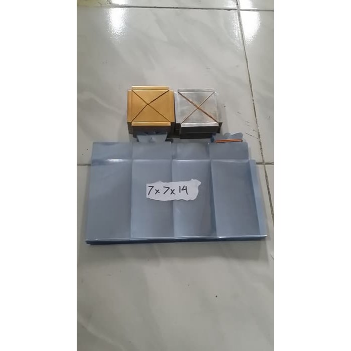 Kotak Mika Souvenir &amp; Kemasan Souvenir Uk. 7 x 7 x 9 cm