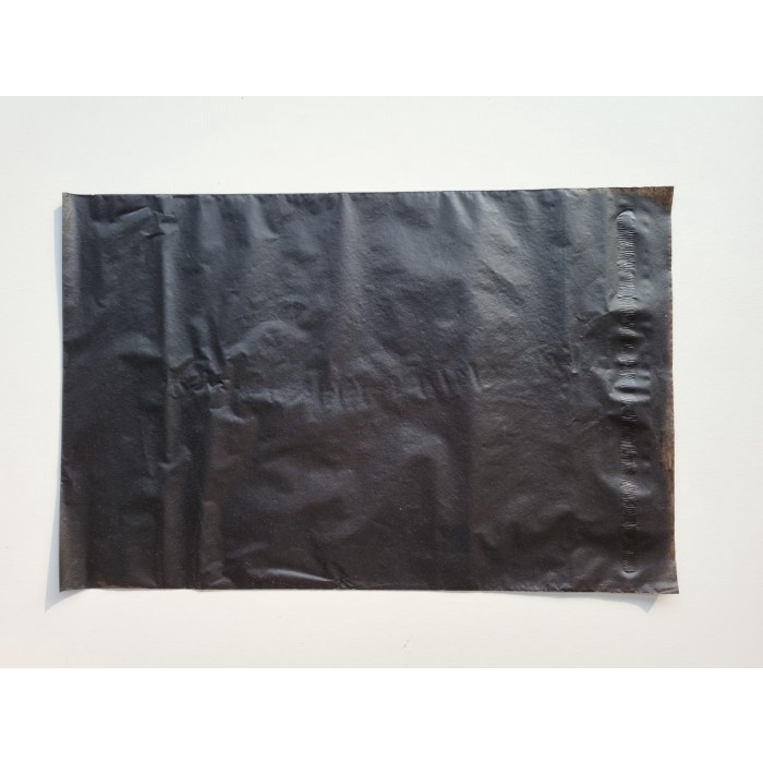 

MENYURAT-SURAT- PLASTIK POLYMAILER ECO-BLACK HITAM 20X30 CM -SURAT-MENYURAT.