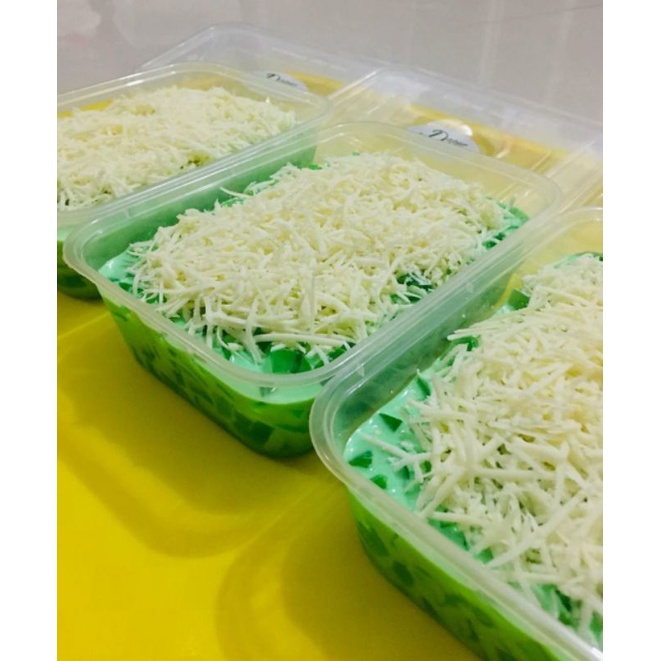 

BUKO PANDAN DESSERT