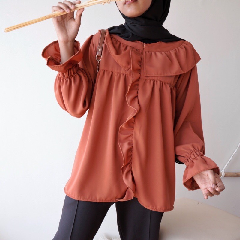 Laica blouse