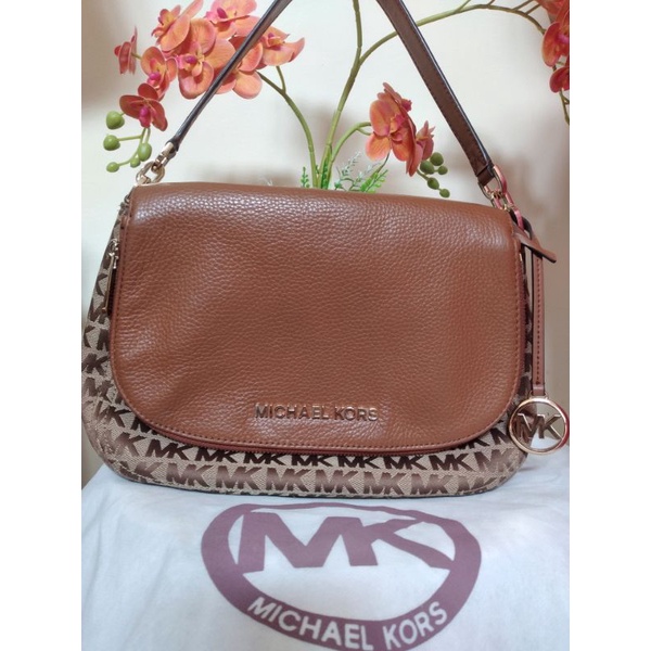 MK Bedford Medium, Michael Kors Preloved