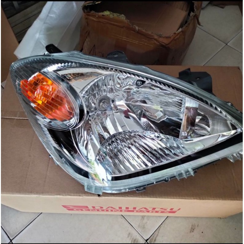 headlamp lampu depan avanza vvti/xenia lama original daihatsu
