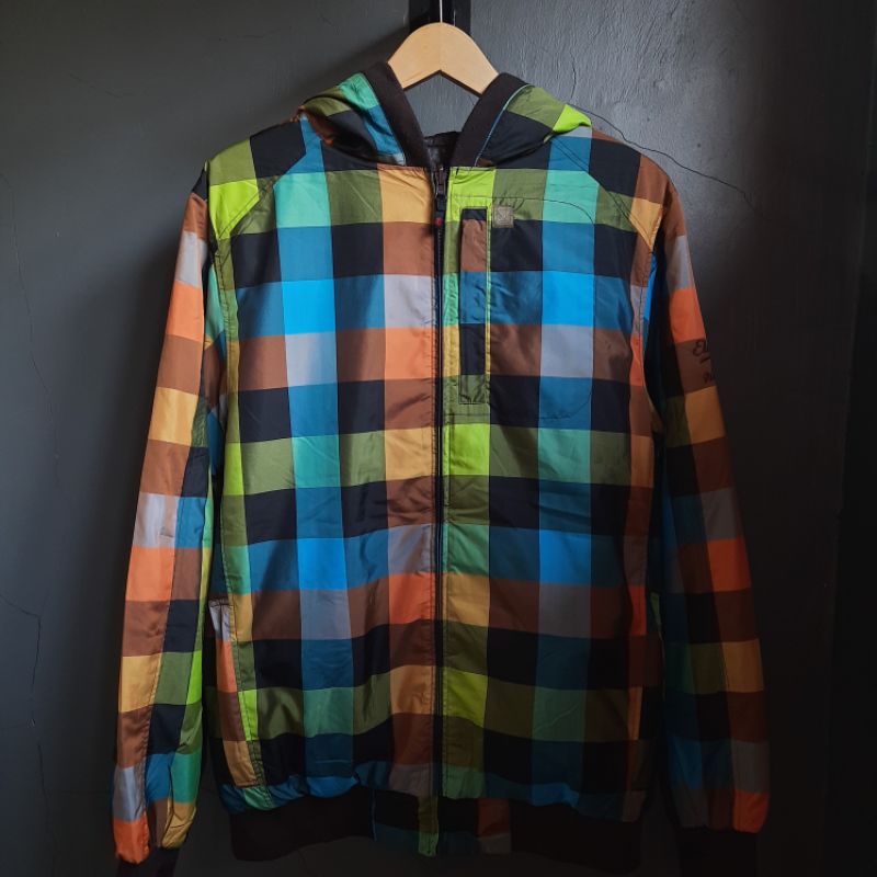 JAKET BOLAK BALIK SECOND