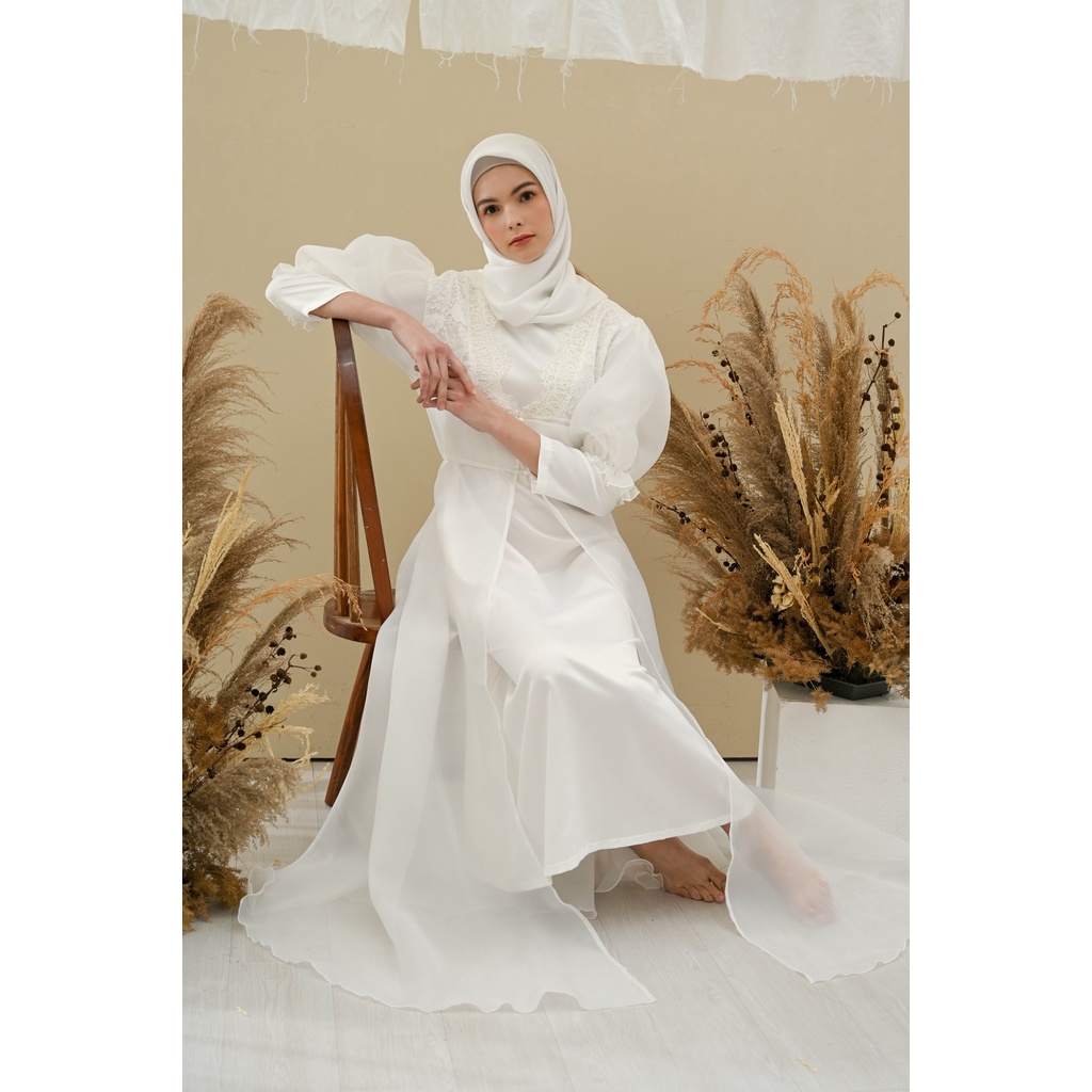 Clea Ribbon Robe - FAE Collection- Kimono Pengantin Bride Robe Organza Pita Wedding Robe