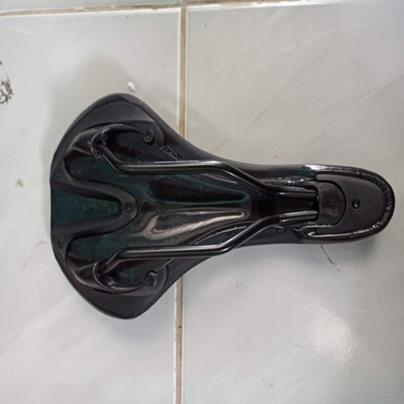 NP BIKE sadel saddle velo race black untuk sepeda mtb road bike folding bike