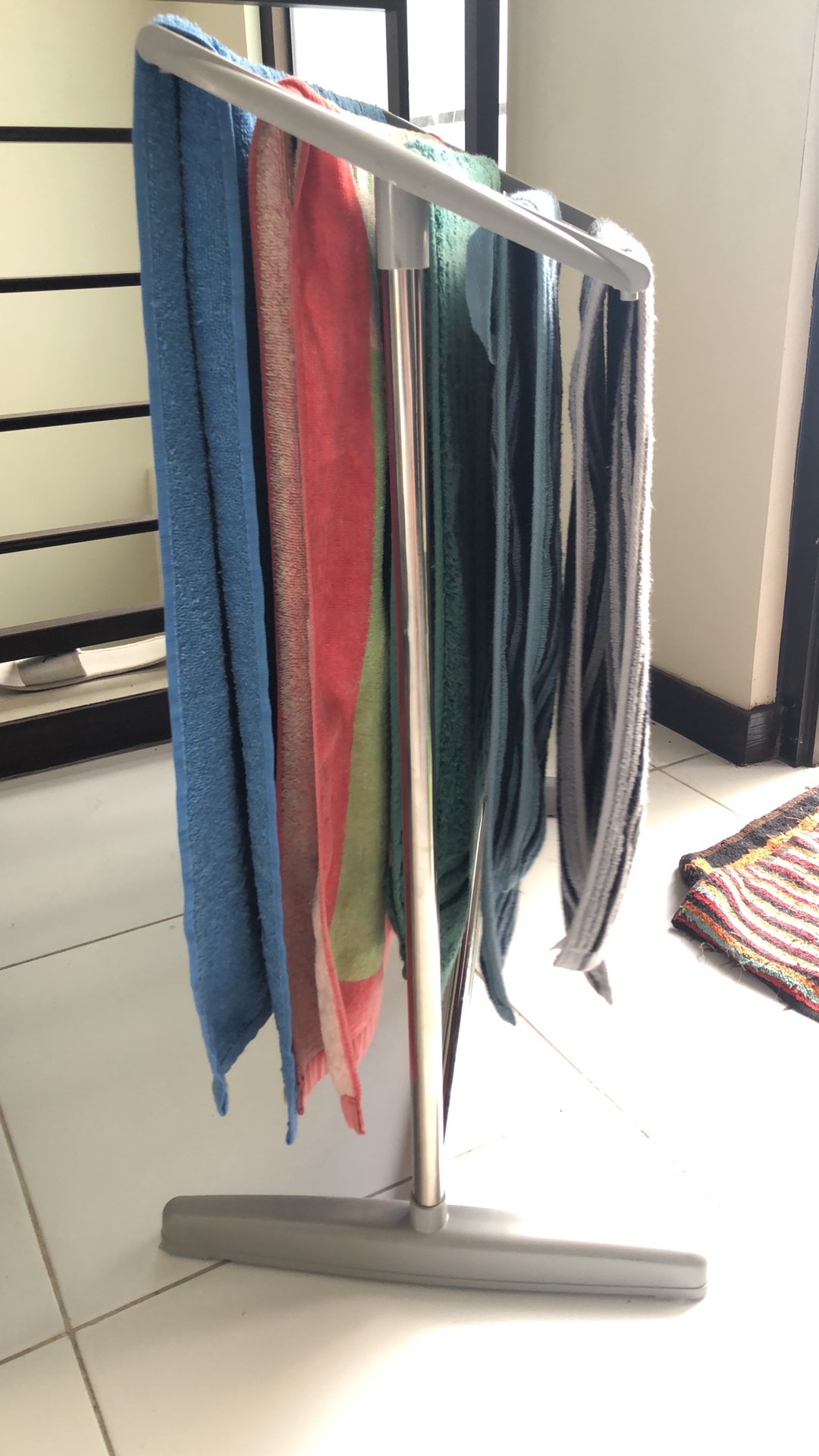 Rak Jemuran Handuk Aluminium 5 Baris Minimalis - Mobile Towel Rack