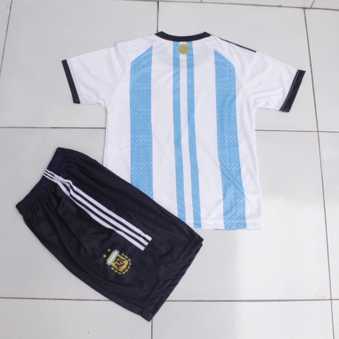 SETELAN BAJU BOLA ANAK NEGARA ARGENTINA USIA 9-14 THN PIALA DUNIA 2022/2023