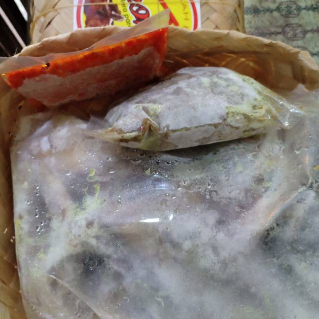 

Ayam frozen Aroma