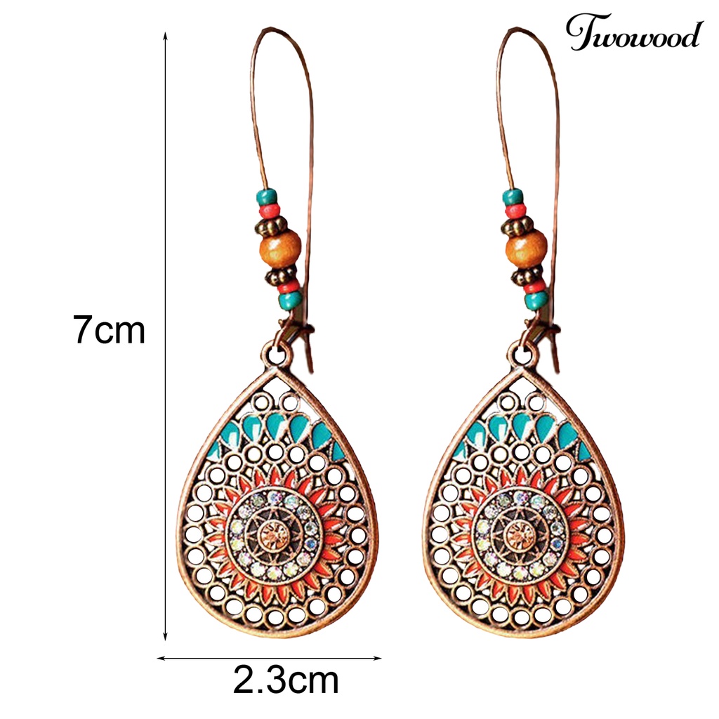 1 Pasang Anting Juntai Bentuk Water Drop Hollow Out Bunga Gaya Vintage Bohemia Untuk Wanita