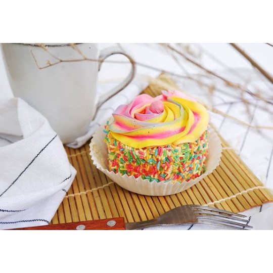 

Kue Ulang Tahun Black Forest Roll Rainbow - Mini Cake