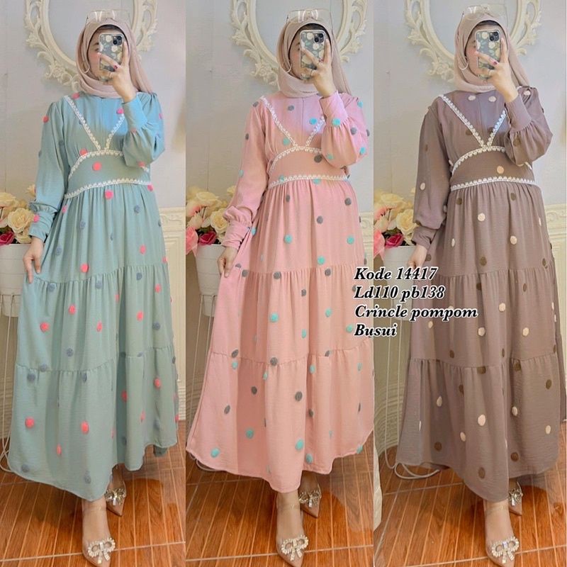 Dress crinkle pompom