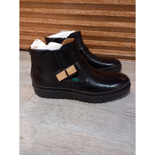 sepatu boots kickers original