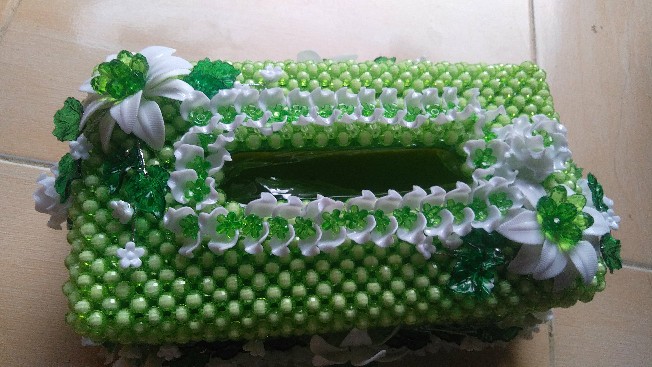 Kotak Tisu Bunga Manik Full