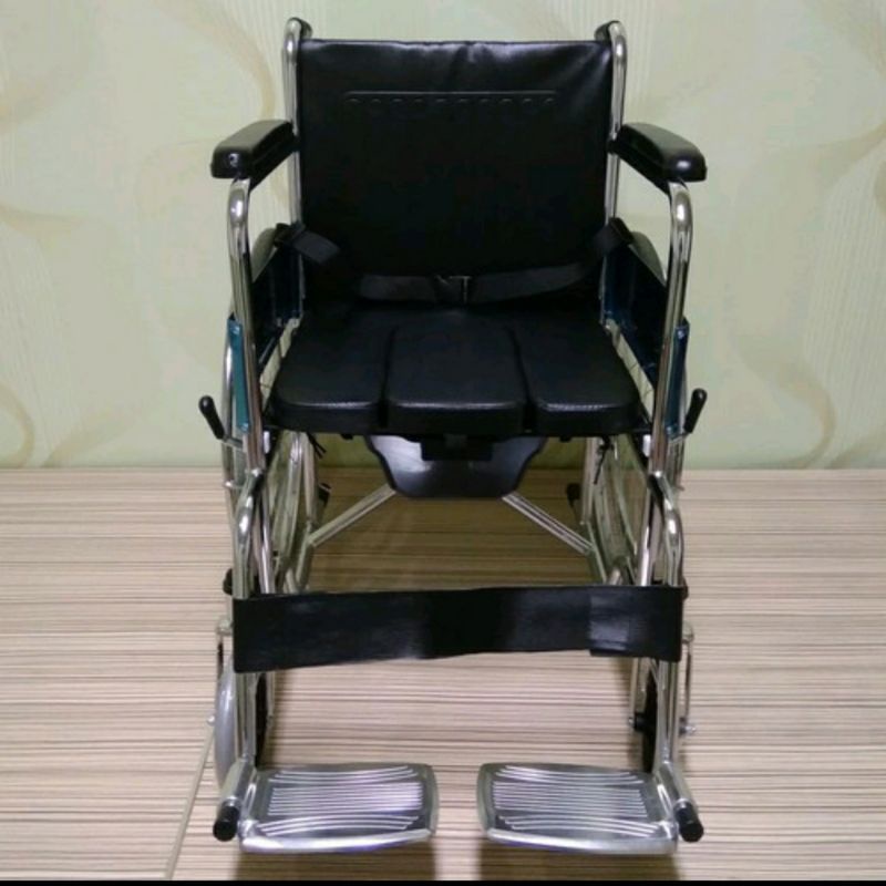 KURSI RODA 2 IN 1 KURSI RODA TOILET KURSI RODA MEDIS KURSI RODA DI PAKAI MANDI DAN BERAK