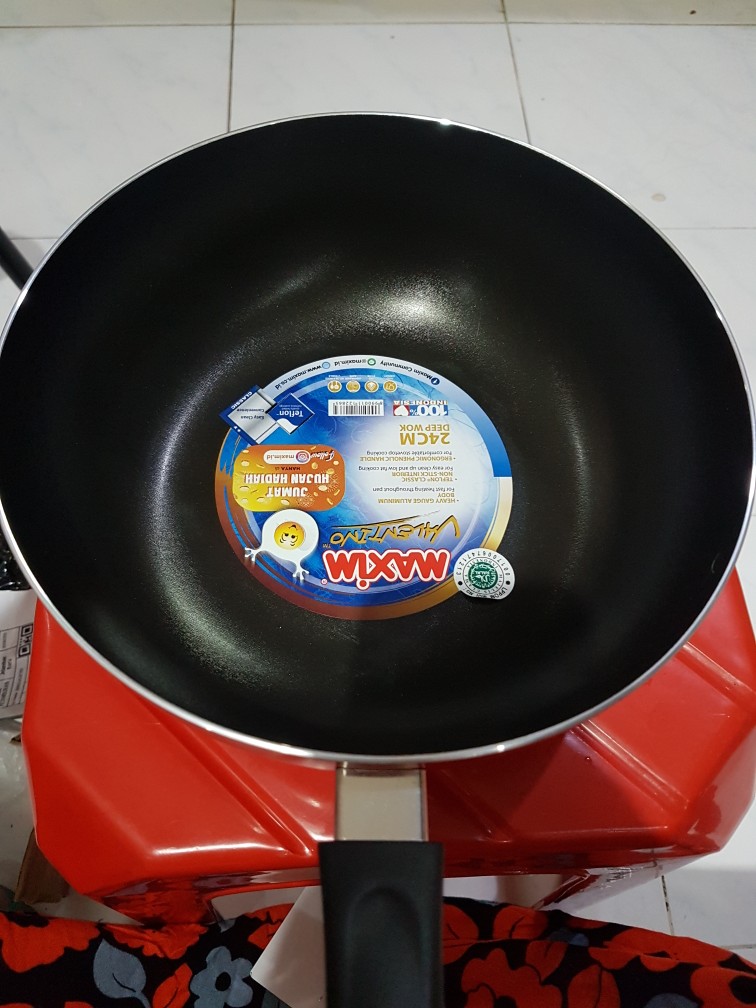 Maxim Valentino Deep Wok Penggorengan Anti Lengket Panci Tumis 24 Cm - Merah