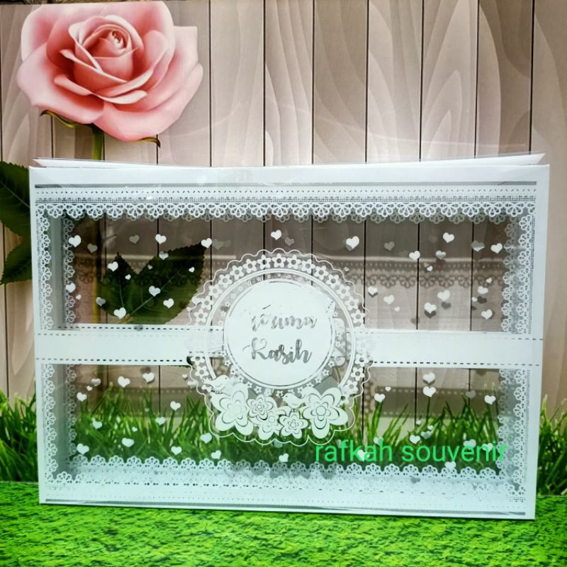 

Mika Motif Uk 22x15x2cm
