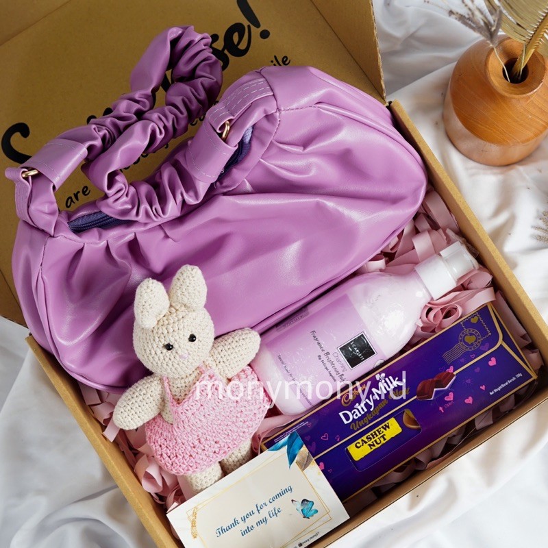 Hadiah spesial ulang Tahun Kado Valentine Untuk wanita