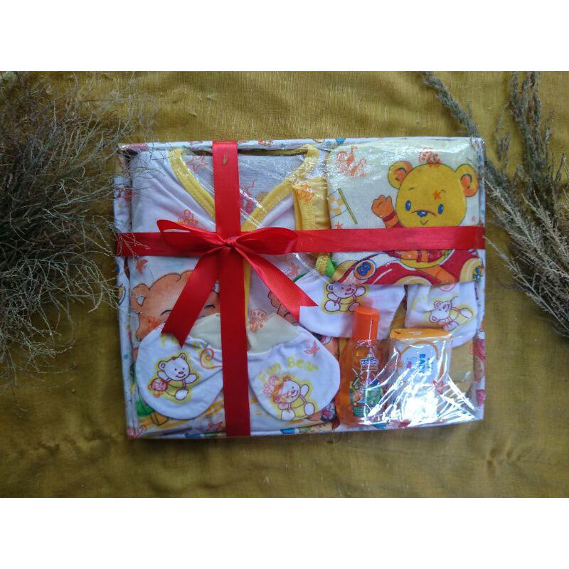 Parsel bayi perempuan laki-laki hemat/ kado lahiran bayi baru lahir/ parsel jenguk bayi