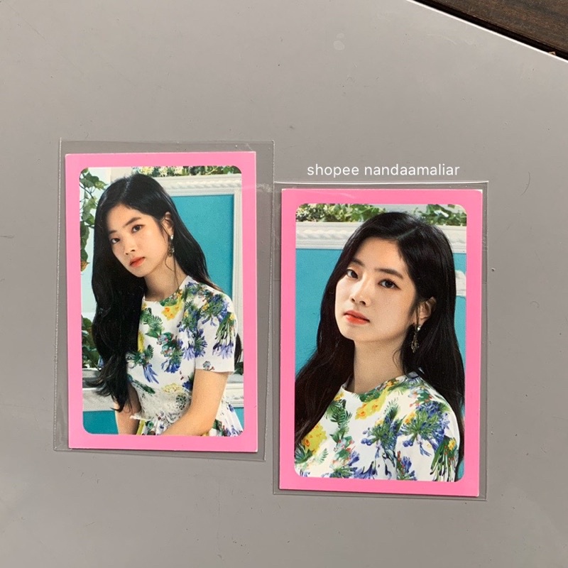 [PAIR] PHOTOCARD PC TWICE KIM DAHYUN OFFICIAL TWICELAND FANTASY PARK MD MERCHANDISE TWICE CONCERT DU