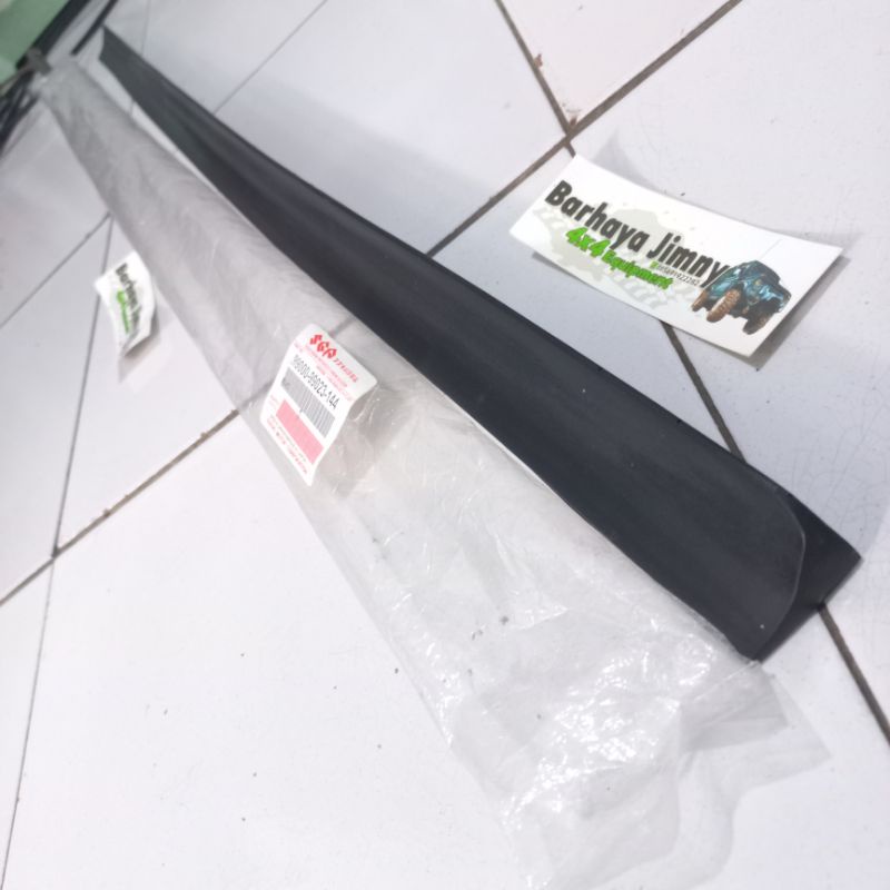 KARET ROOF WATER CHANEL JIMNY KATANA JDM