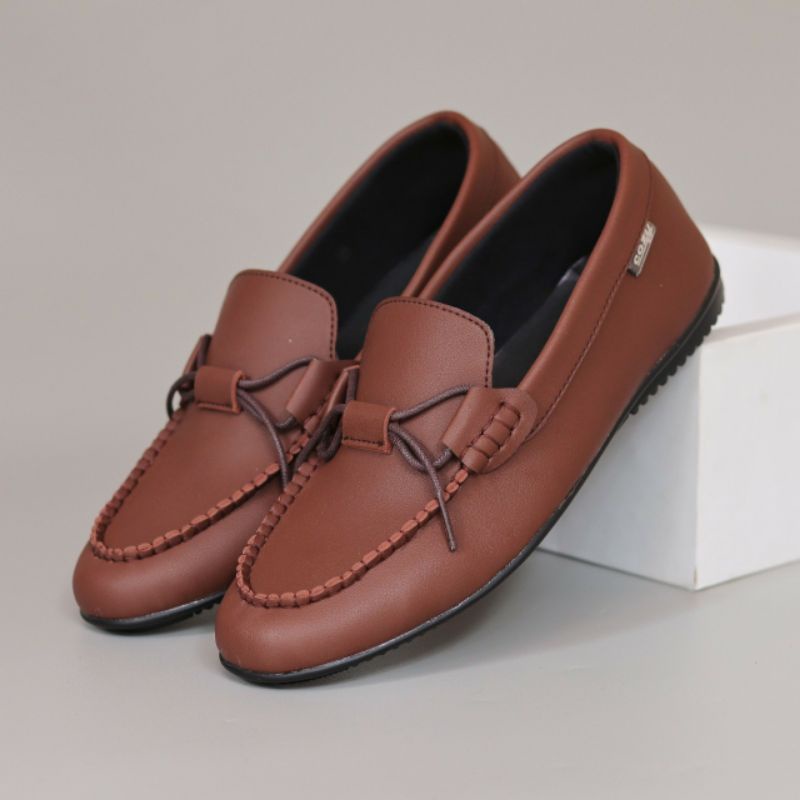 KYOTO | Sepatu Pria Casual Original Loafers Kulit Sintetis Murah Cozy Footwear Slip On Kasual