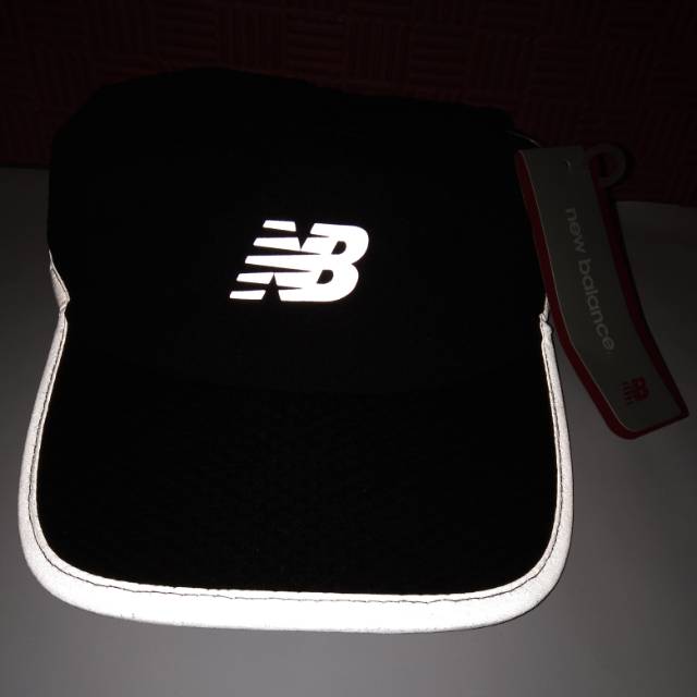 Original 100 % Topi New Balance NB DRY Running Cap 5 Panel Performance Hat Black Reflective