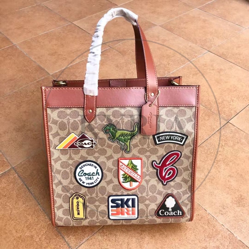 tote bag wanita women C6846 6846 Field Tote In Signature Canvas With Patches Tan Rust