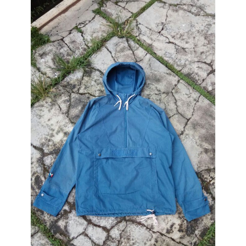 Thrift Jaket Windbreaker / Jaket Outdoor / Jaket Varsity / Jaket Vintage