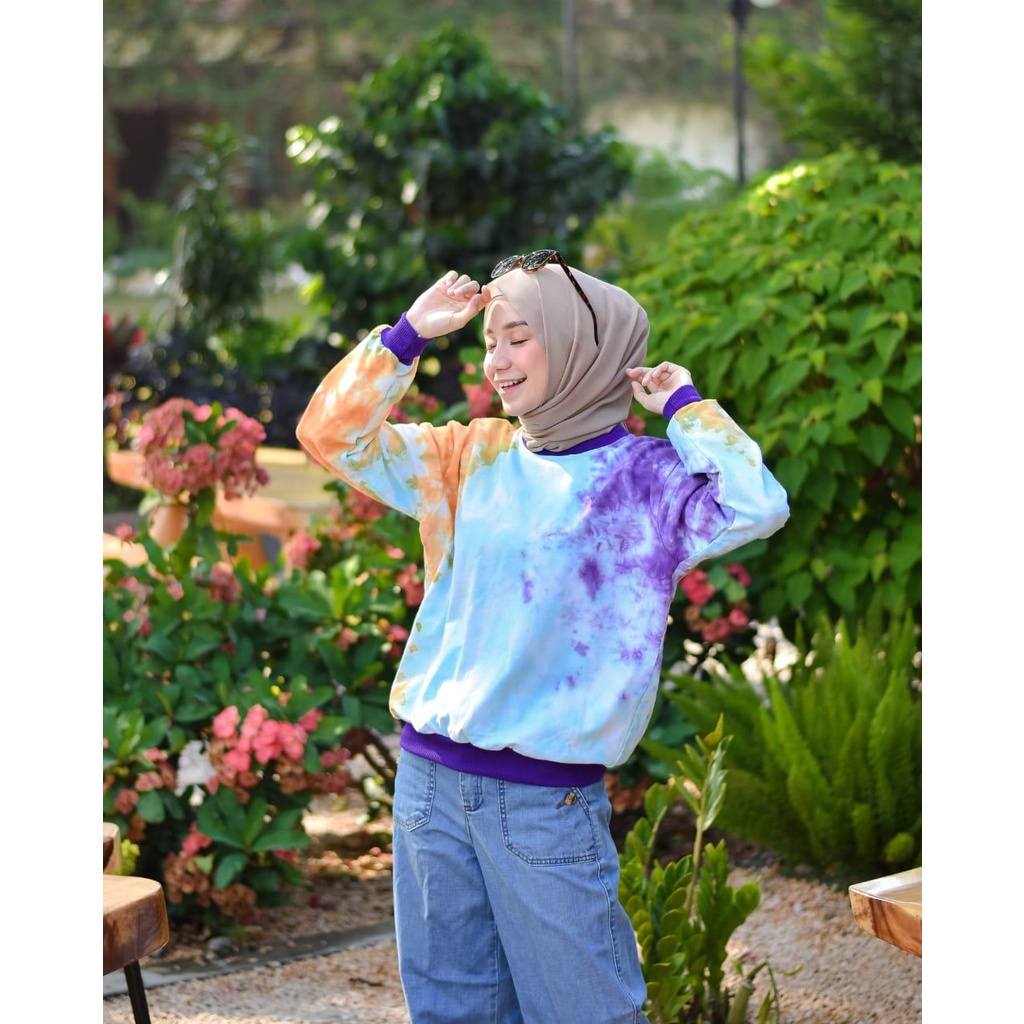 Sweater Crewneck Model Abtrakk Colour Untuk Perempuan Remaja Dan Dewasa