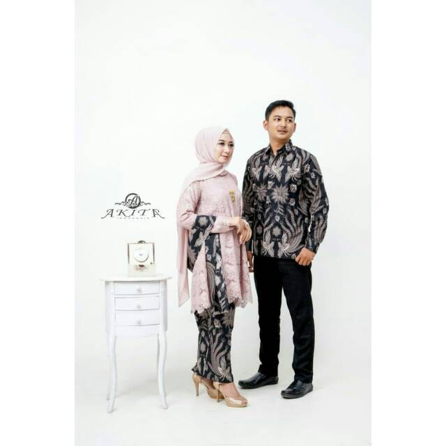 ATASAN PESTA PARTY NIKAHAN WISUDA KULIAH QWE/ SET COUPLE TUNIK RENDA DUSTY