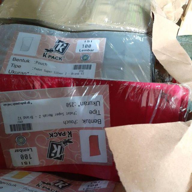 Standing Pouch Super Padat Merah 13x20cm 250 Gr , Termurah!